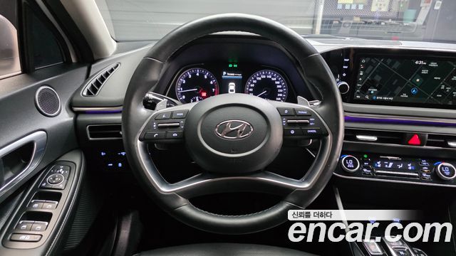 Hyundai Sonata 2022 — photo 12