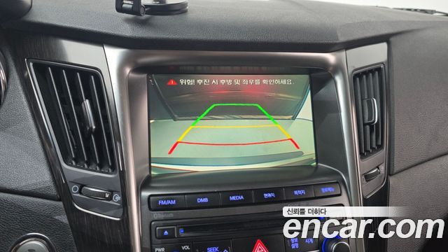 Hyundai Sonata 2014 — photo 16