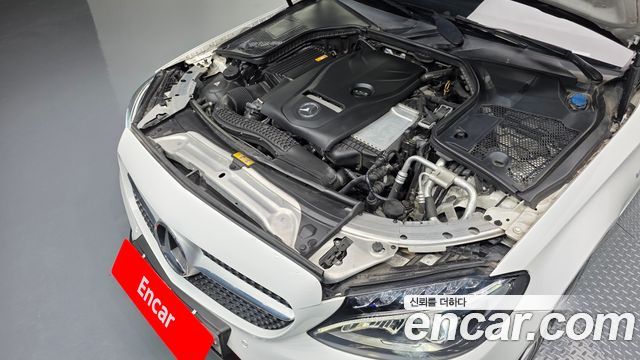 Mercedes-Benz C-Class 2017 — photo 6