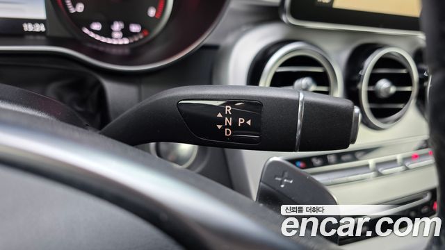Mercedes-Benz C-Class 2017 — photo 9