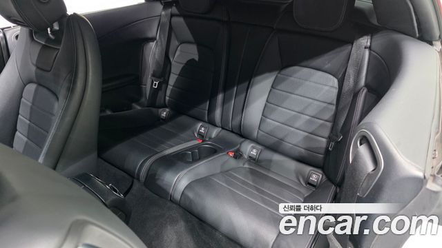 Mercedes-Benz C-Class 2017 — photo 12