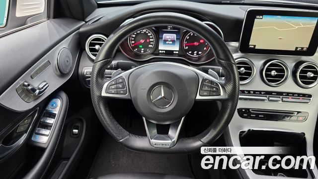 Mercedes-Benz C-Class 2017 — photo 13
