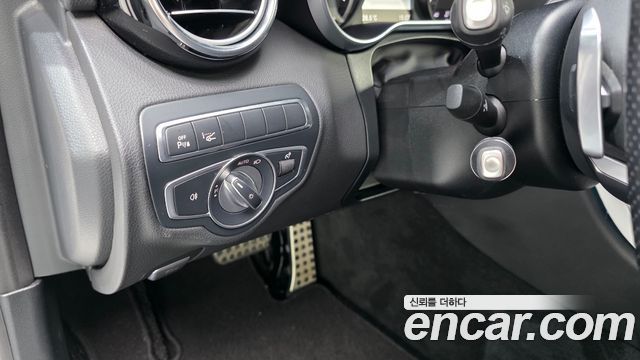 Mercedes-Benz C-Class 2017 — photo 16