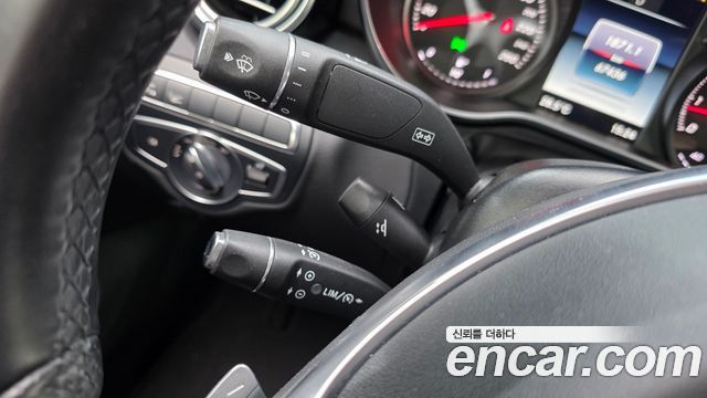 Mercedes-Benz C-Class 2017 — photo 17