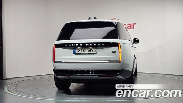 Land Rover Range Rover 2023 — photo 4