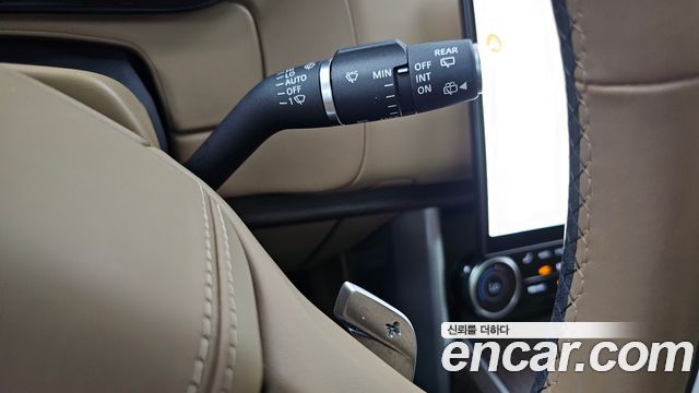Land Rover Range Rover 2023 — photo 39