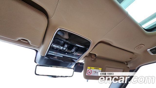 Land Rover Range Rover 2023 — photo 41