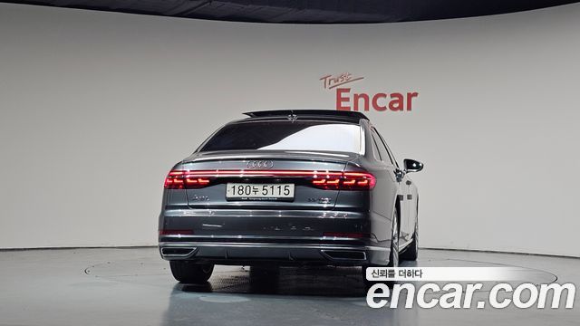 Audi A8 2020 — photo 4