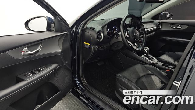 Kia K3 2019 — photo 11