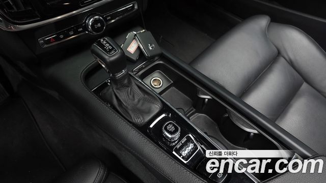 Volvo S90 2018 — photo 9