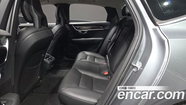 Volvo S90 2018 — photo 12