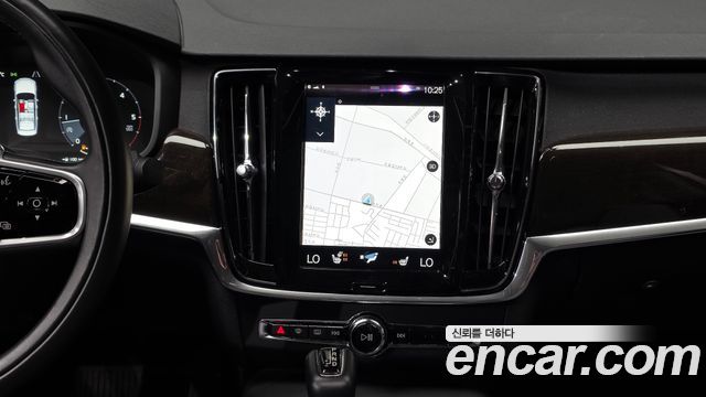 Volvo S90 2018 — photo 15