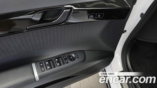 Hyundai Grandeur 2025 — photo 28