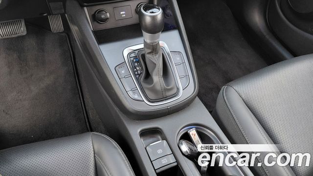Hyundai Kona 2023 — photo 9