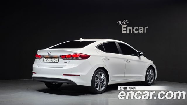 Hyundai AVANTE 2017 — photo 2