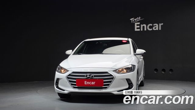 Hyundai AVANTE 2017 — photo 3