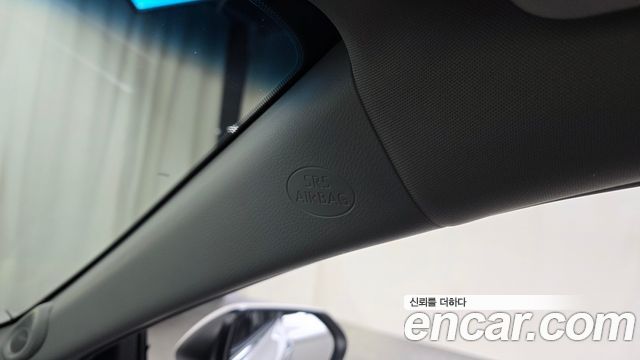 Toyota Camry 2019 — photo 28