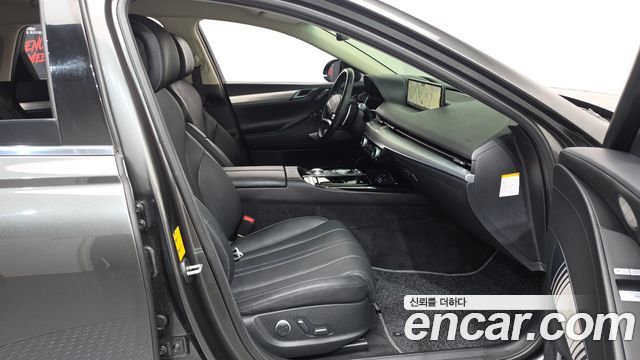 Genesis G80 2022 — photo 11