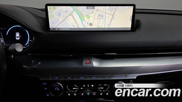 Genesis G80 2022 — photo 14