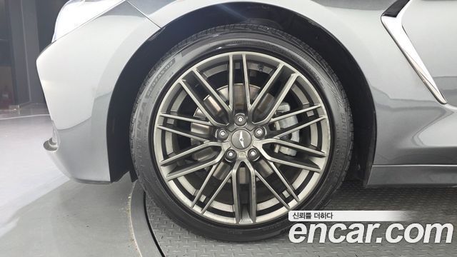 Genesis G70 2018 — photo 5