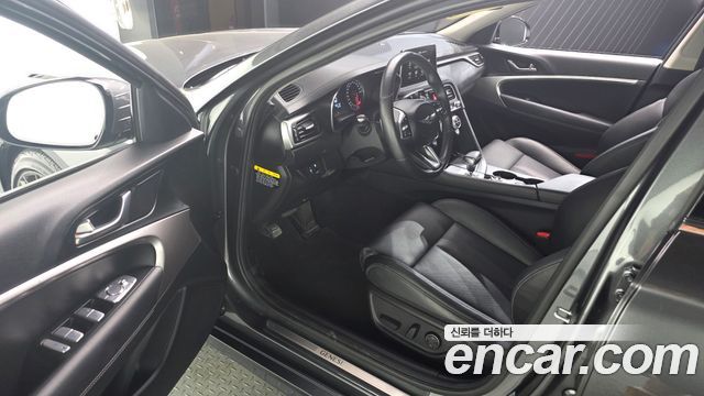 Genesis G70 2018 — photo 10