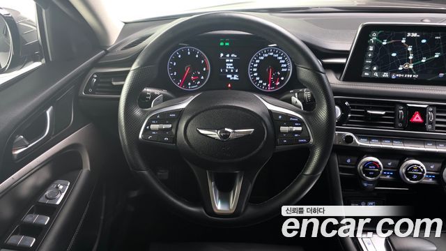 Genesis G70 2018 — photo 13