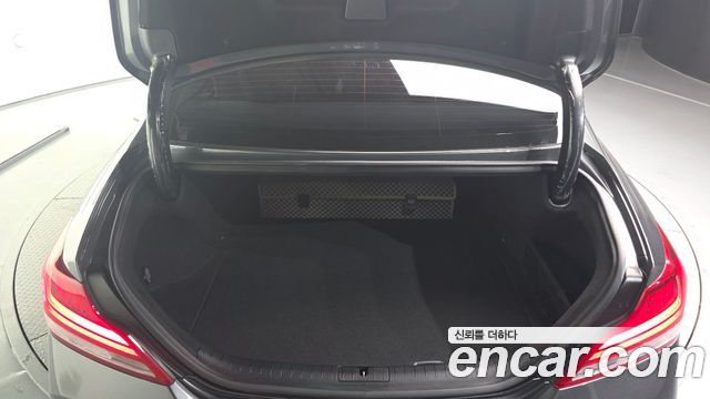 Genesis G70 2018 — photo 20