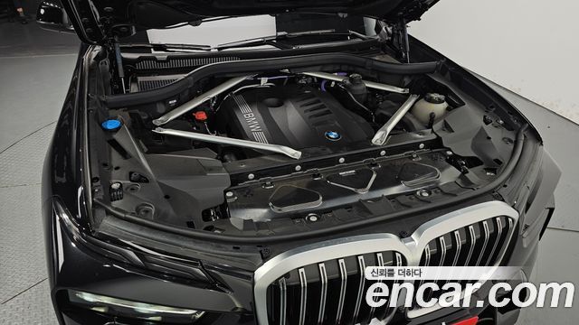 BMW X7 2025 — photo 6