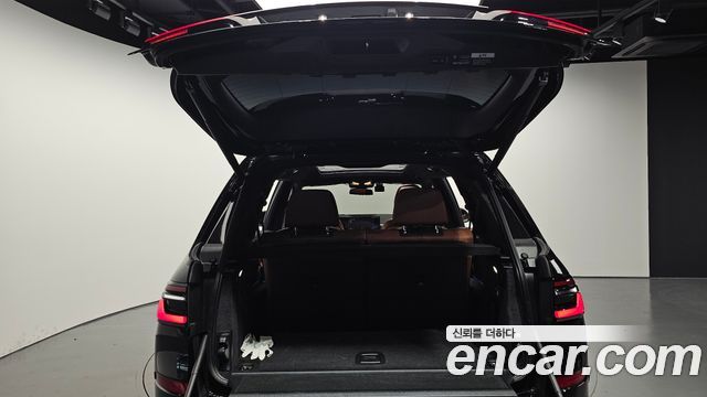 BMW X7 2025 — photo 26