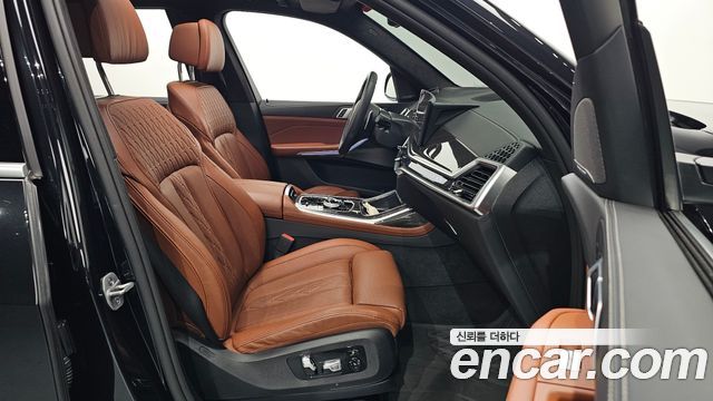 BMW X7 2025 — photo 16