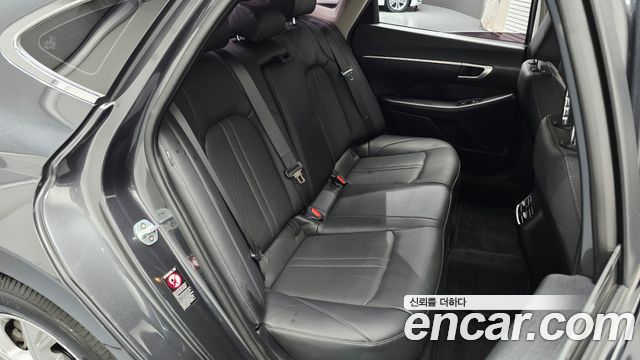 Hyundai Sonata 2020 — photo 17
