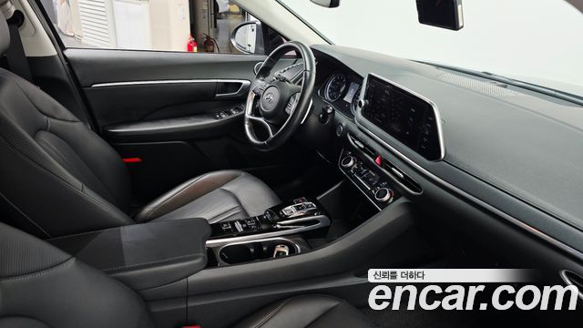 Hyundai Sonata 2020 — photo 24