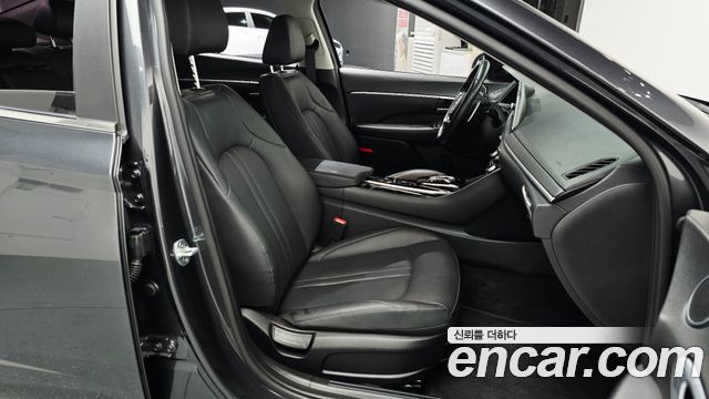 Hyundai Sonata 2020 — photo 16