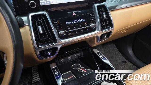 Kia Sorento 2021 — photo 23