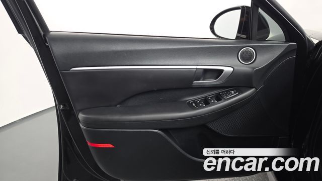 Hyundai Sonata 2022 — photo 14