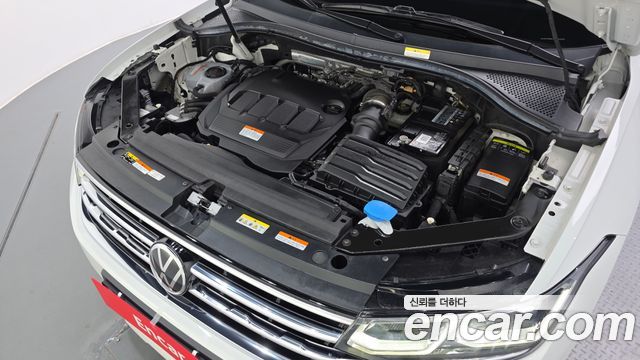 Volkswagen Tiguan 2023 — photo 6