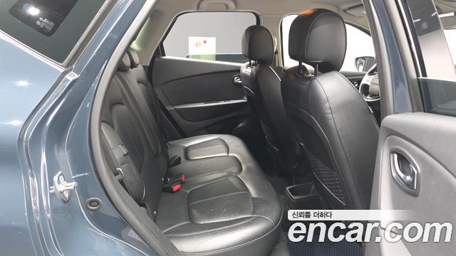 Renault Korea QM3 2018 — photo 12