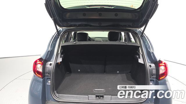 Renault Korea QM3 2018 — photo 20