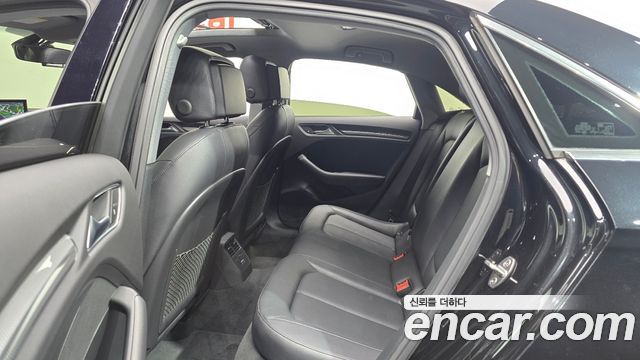 Audi A3 2020 — photo 18
