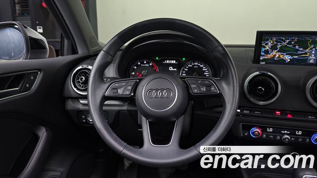 Audi A3 2020 — photo 19