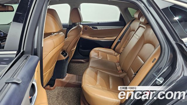 Hyundai Grandeur 2017 — photo 18