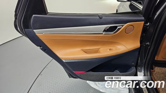 Hyundai Grandeur 2017 — photo 15