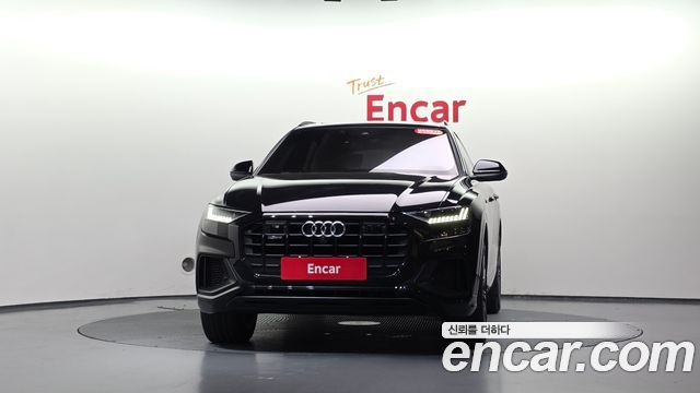 Audi Q8 2021 — photo 3