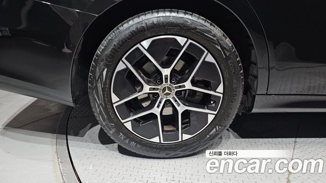 Mercedes-Benz E-Class 2026 — photo 5