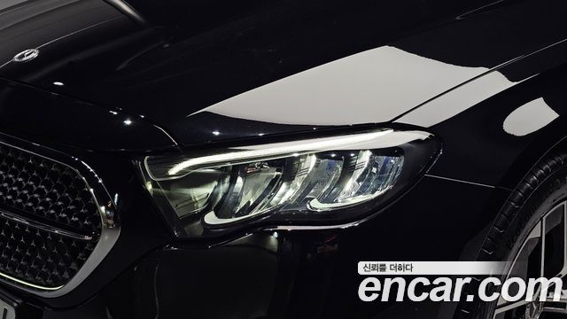 Mercedes-Benz E-Class 2026 — photo 8