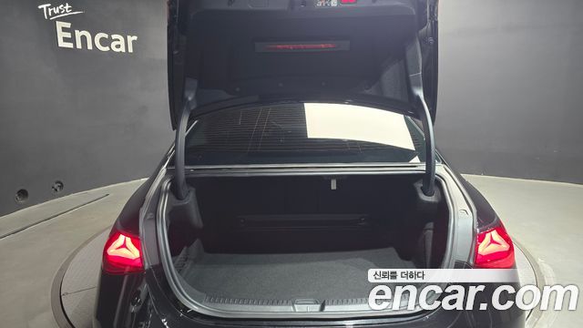 Mercedes-Benz E-Class 2026 — photo 30
