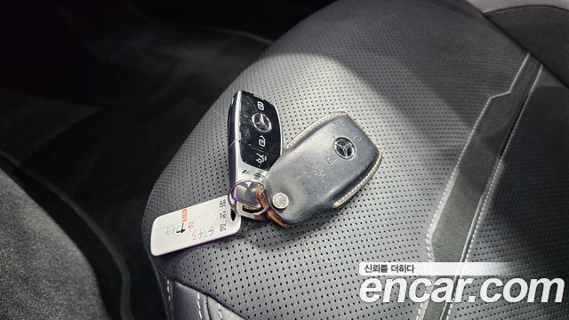 Mercedes-Benz AMG GT 2021 — photo 21