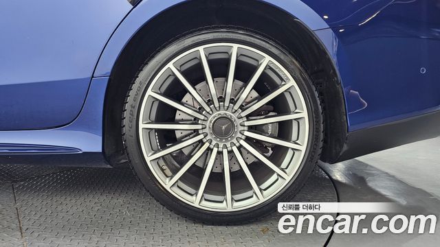 Mercedes-Benz AMG GT 2021 — photo 7