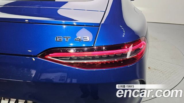 Mercedes-Benz AMG GT 2021 — photo 9