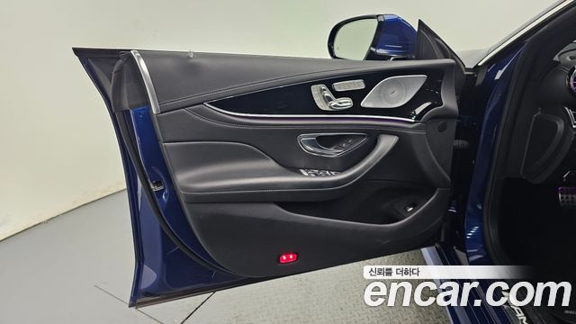 Mercedes-Benz AMG GT 2021 — photo 14